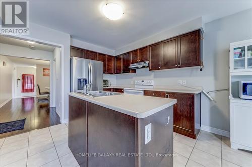8 Cherry Lane, New Tecumseth, ON - Indoor Photo Showing Kitchen With Double Sink