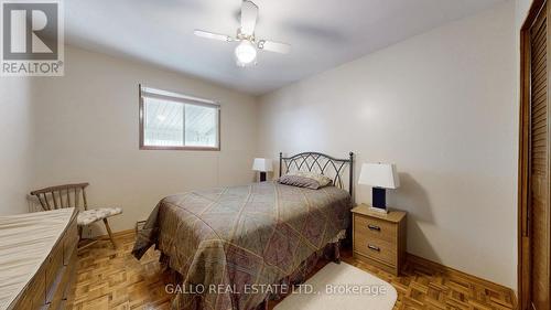 229 Holmes Point Road, Georgina, ON - Indoor Photo Showing Bedroom