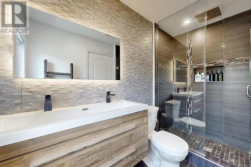 17 - 2 Mary Gapper Crescent, Richmond Hill, ON - Indoor Photo Showing Bathroom