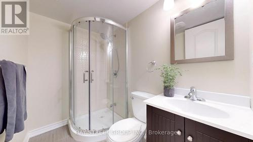 7 Mccaul Street, Markham, ON - Indoor Photo Showing Bathroom