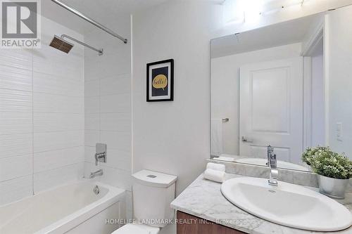612 - 7171 Yonge Street, Markham, ON - Indoor Photo Showing Bathroom
