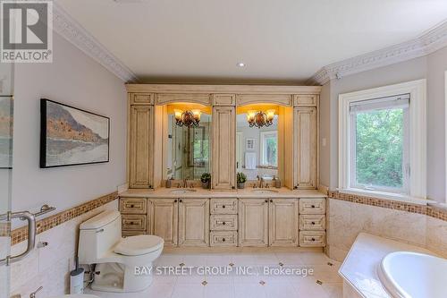 205 Greenfield Avenue, Toronto, ON - Indoor Photo Showing Bathroom