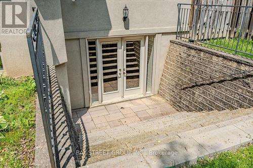 205 Greenfield Avenue, Toronto, ON - Outdoor