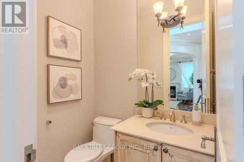 205 Greenfield Avenue, Toronto, ON - Indoor Photo Showing Bathroom