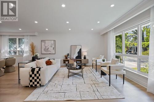 297 Betty Ann Drive, Toronto, ON - Indoor Photo Showing Living Room