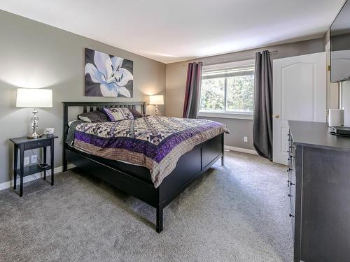 145-2220 Shannon Ridge Drive, West Kelowna, BC - Indoor Photo Showing Bedroom