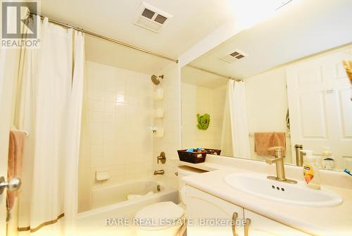 Sp02 - 70 Mill Street, Toronto, ON - Indoor Photo Showing Bathroom