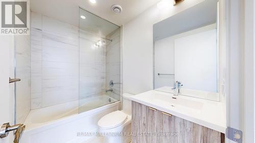 6105 - 138 Downes Street, Toronto, ON - Indoor Photo Showing Bathroom