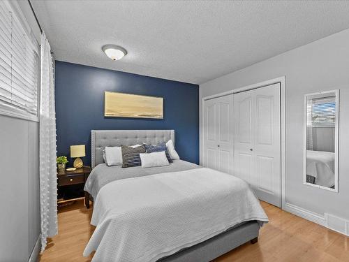 2665 Ross Road, West Kelowna, BC - Indoor Photo Showing Bedroom