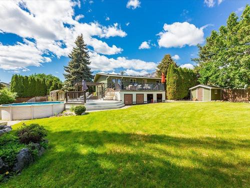 2665 Ross Road, West Kelowna, BC - Outdoor With Above Ground Pool