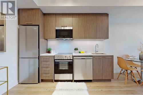 12 - 264 Finch Avenue E, Toronto, ON - Indoor Photo Showing Kitchen With Stainless Steel Kitchen