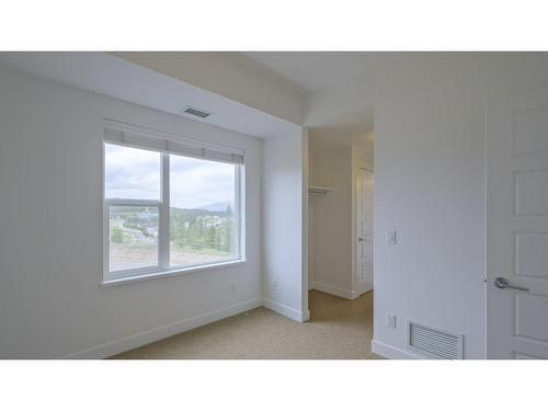 101-985 Academy Way, Kelowna, BC - Indoor