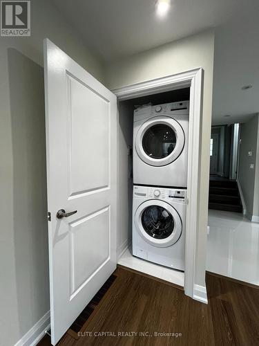 89 Picola Court, Toronto, ON - Indoor Photo Showing Laundry Room