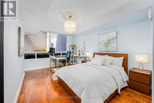 112 - 3 Rean Drive, Toronto, ON - Indoor Photo Showing Bedroom