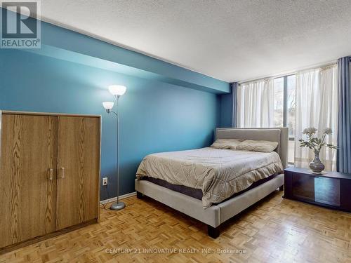 203 - 250 Jarvis Street, Toronto, ON - Indoor Photo Showing Bedroom