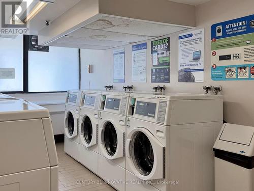 203 - 250 Jarvis Street, Toronto, ON - Indoor Photo Showing Laundry Room