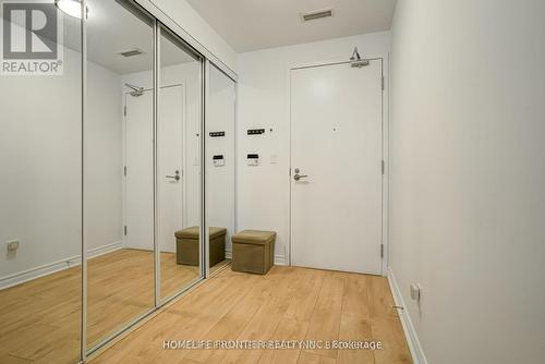 383 - 209 Fort York Boulevard, Toronto, ON - Indoor Photo Showing Other Room