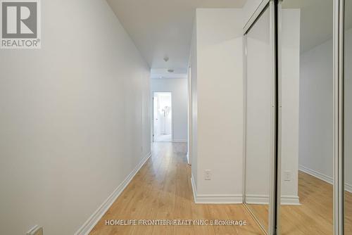 383 - 209 Fort York Boulevard, Toronto, ON - Indoor Photo Showing Other Room