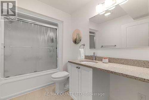 48 Pineridge Drive, Prince Edward County, ON - Indoor Photo Showing Bathroom