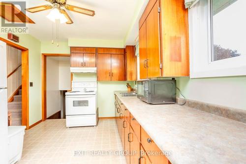 33 Franklin Street, Tweed, ON - Indoor Photo Showing Kitchen