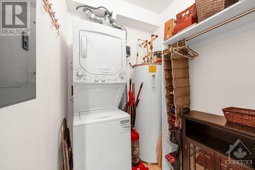 429 Kent Street Unit#221, Ottawa, ON - Indoor Photo Showing Laundry Room