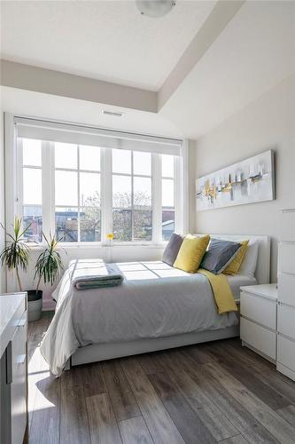 12 Blanshard Street|Unit #202, Hamilton, ON - Indoor Photo Showing Bedroom
