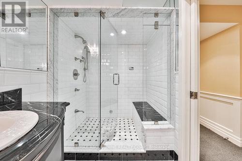 499 Lakeshore Road E, Oakville, ON - Indoor Photo Showing Bathroom