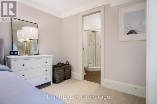 262 Alscot Crescent, Oakville, ON - Indoor Photo Showing Bedroom