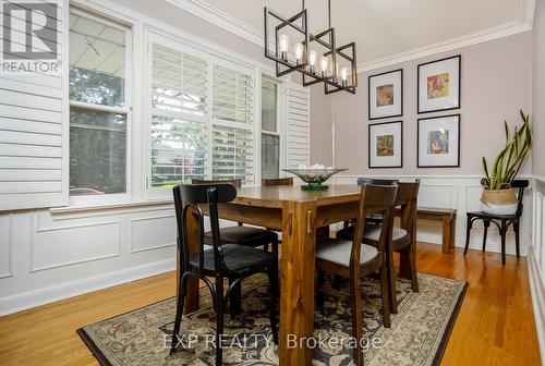 262 Alscot Crescent, Oakville, ON - Indoor Photo Showing Dining Room
