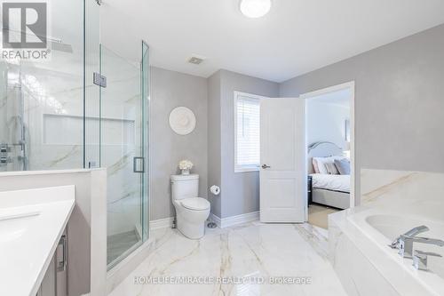 3111 Ferguson Drive, Burlington, ON - Indoor Photo Showing Bathroom