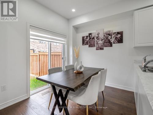 38 Veterans Street, Bradford West Gwillimbury (Bradford), ON - Indoor Photo Showing Dining Room