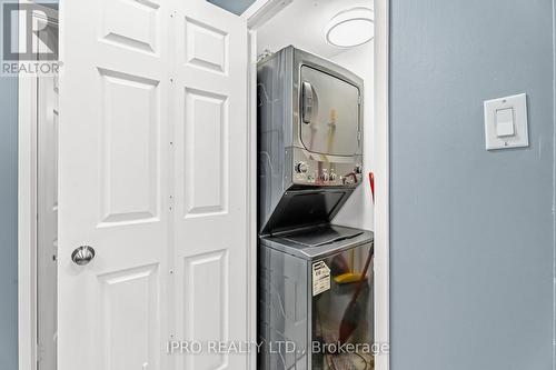 1601 - 298 Jarvis Street, Toronto, ON - Indoor Photo Showing Laundry Room