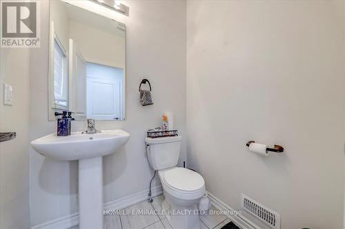 172 Ronald Hooper Avenue, Clarington, ON - Indoor Photo Showing Bathroom