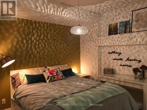 M14 - 350 Wellington Street, Toronto, ON - Indoor Photo Showing Bedroom