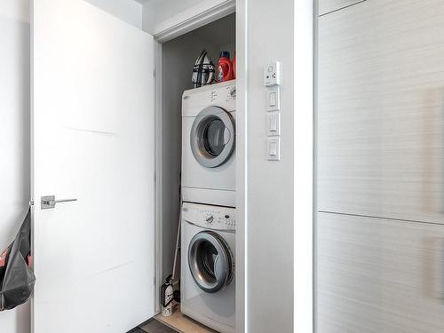 Salle de lavage - 2303-1050 Rue Drummond, Montréal (Ville-Marie), QC - Indoor Photo Showing Laundry Room