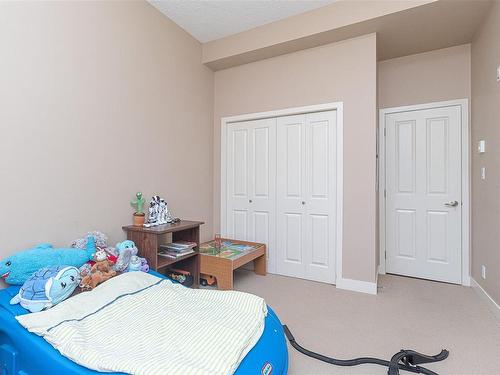 204-623 Treanor Ave, Langford, BC - Indoor Photo Showing Bedroom