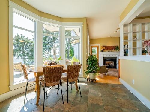 3399 Stephenson Point Rd, Nanaimo, BC - Indoor With Fireplace