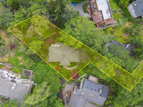 1498 Cranbrook Pl, Saanich, BC -  With View