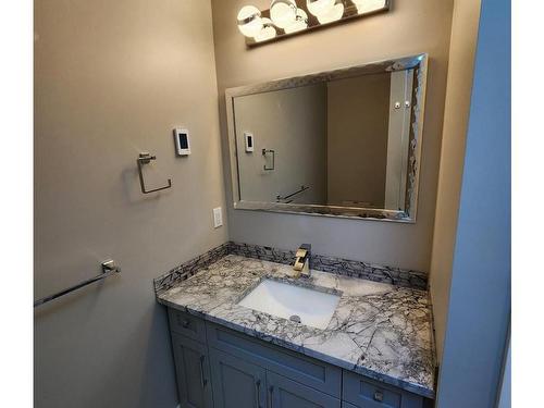 6427 Hopkins Crt, Sooke, BC - Indoor Photo Showing Bathroom