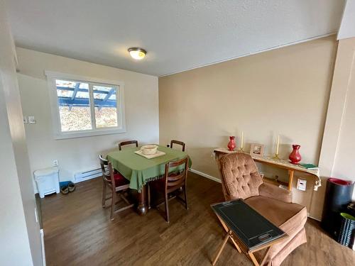 359 Washington Street N, Kaslo, BC - Indoor Photo Showing Dining Room