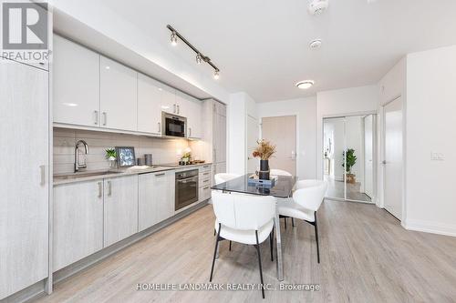 3010 - 77 Mutual Street, Toronto, ON - Indoor Photo Showing Kitchen