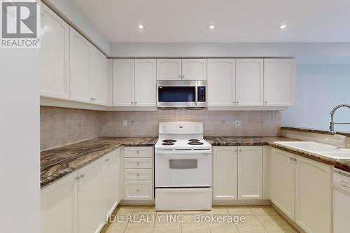 110 Holly Drive, Richmond Hill, ON - Indoor Photo Showing Kitchen With Double Sink