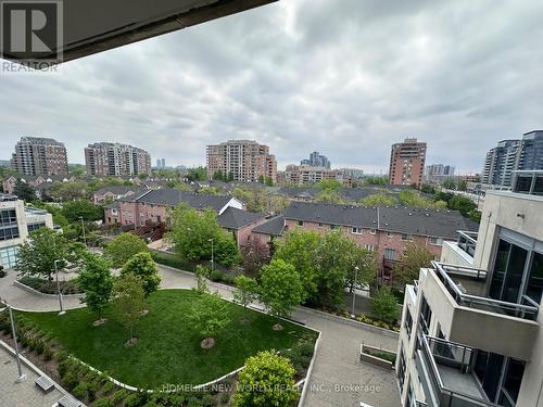 618 Sw - 9191 Yonge Street, Richmond Hill, ON - Outdoor With View
