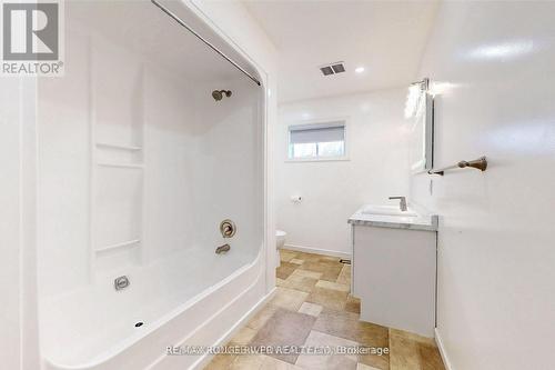 350 Ardagh Road, Barrie, ON - Indoor Photo Showing Bathroom