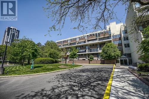 337 - 2 Valhalla Inn Road, Toronto (Islington-City Centre West), ON - Outdoor With Balcony