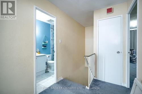 337 - 2 Valhalla Inn Road, Toronto (Islington-City Centre West), ON - Indoor Photo Showing Kitchen With Double Sink