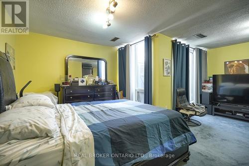 337 - 2 Valhalla Inn Road, Toronto (Islington-City Centre West), ON - Indoor Photo Showing Bedroom