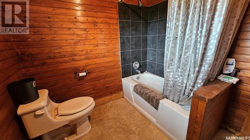 Acreage 7 Miles North Of Gull Lake, Gull Lake Rm No. 139, SK - Indoor Photo Showing Bathroom