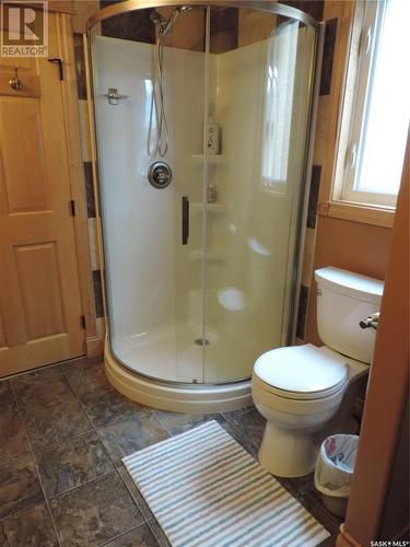 21 Leibel Bay, Balgonie, SK - Indoor Photo Showing Bathroom