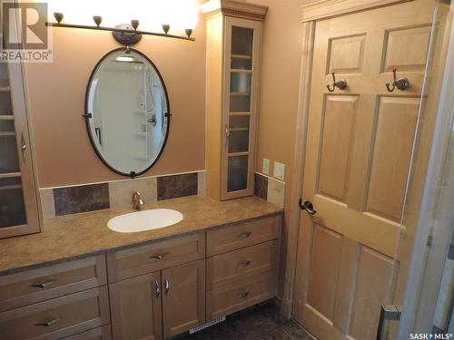 21 Leibel Bay, Balgonie, SK - Indoor Photo Showing Bathroom